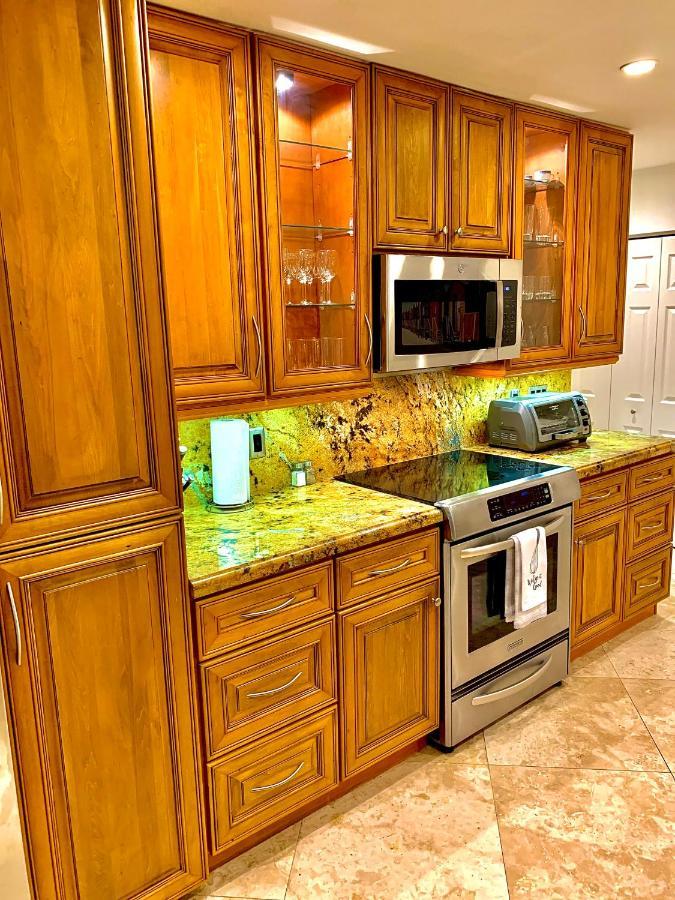Kendall Keys Oasis Home W/ Pool, Theater & Arcade Miami Bagian luar foto
